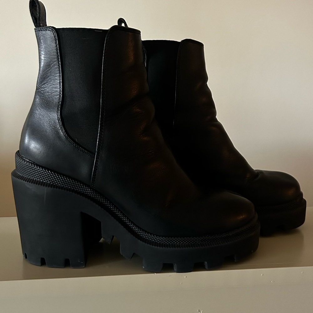 Steve Madden Roxie Booties - Picture 7 of 7
